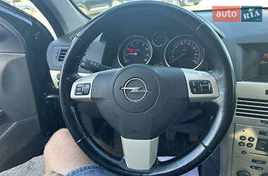 Универсал Opel Astra 2007 в 