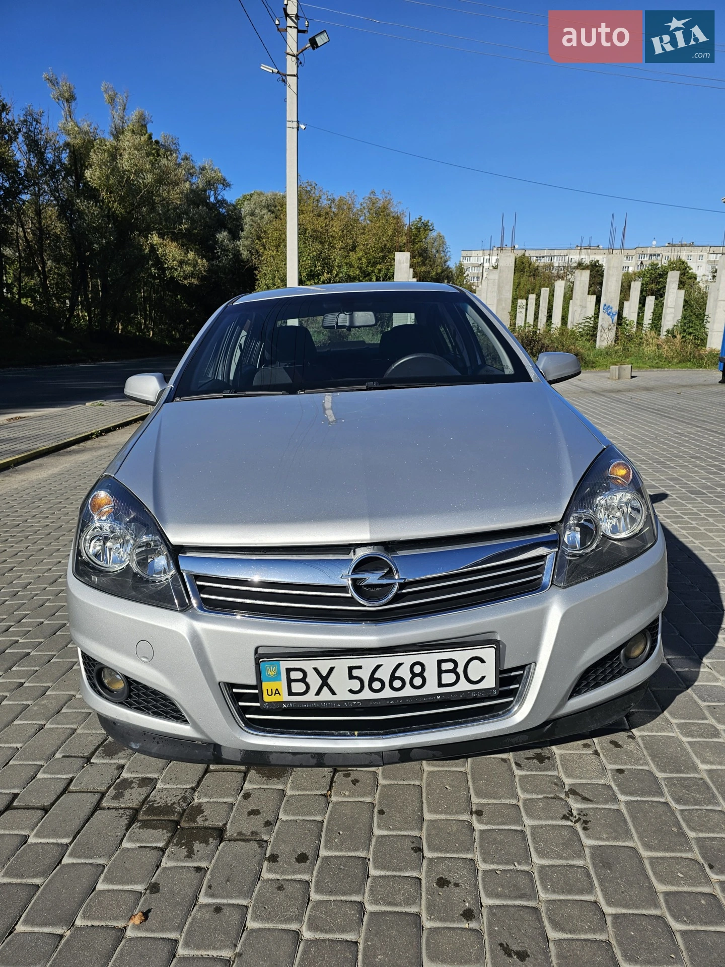 2011 Opel Astra - фото 1