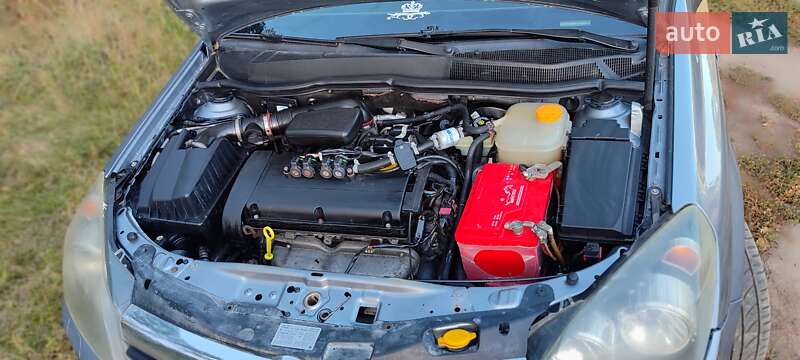 Хетчбек Opel Astra 2006 в Валках фото 6 Хетчбек Opel Astra 2006 в Валках