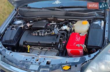 Хетчбек Opel Astra 2006 в 