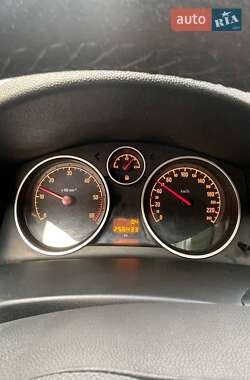 Универсал Opel Astra 2008 в 