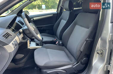 Универсал Opel Astra 2008 в 