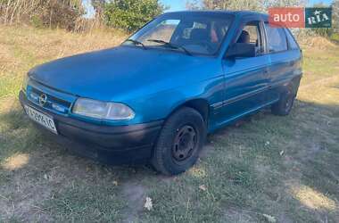 Хэтчбек Opel Astra 1993 в Киеве