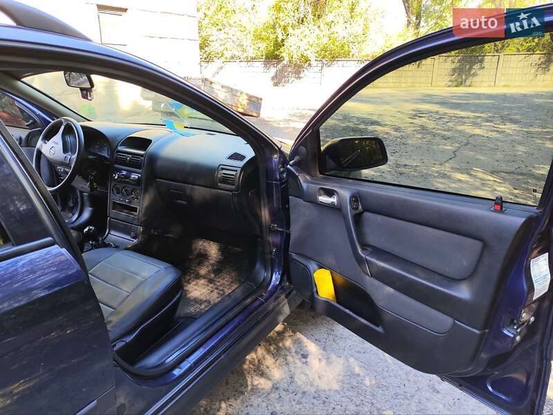 Универсал Opel Astra 2002 в Арцизе