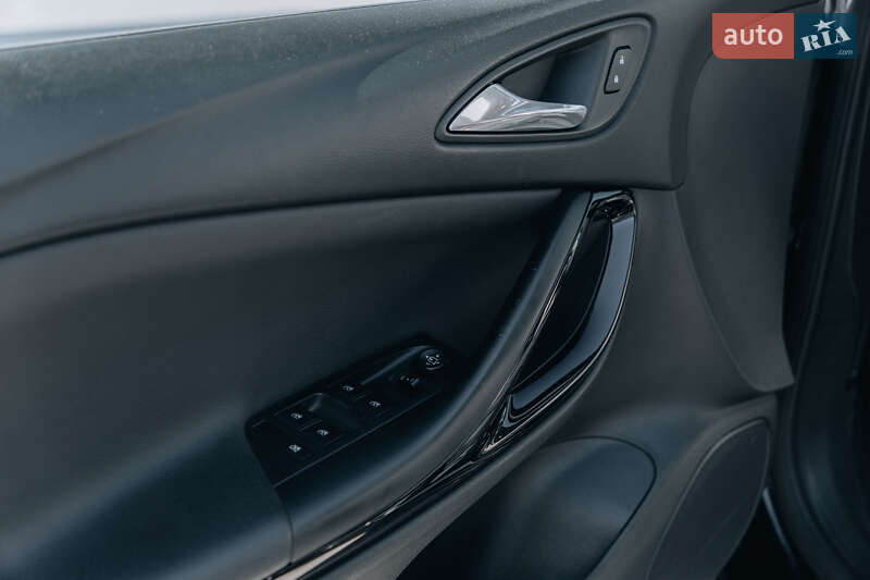 Универсал Opel Astra 2018 в Киеве фото 25 Универсал Opel Astra 2018 в Киеве