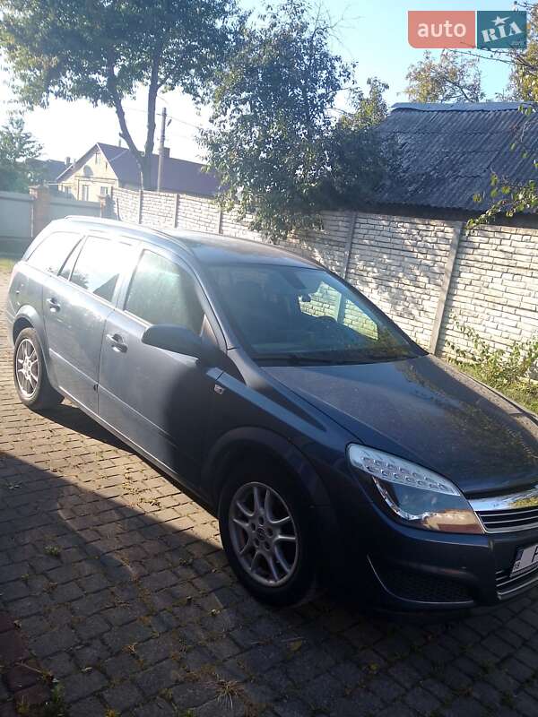 Универсал Opel Astra 2008 в 