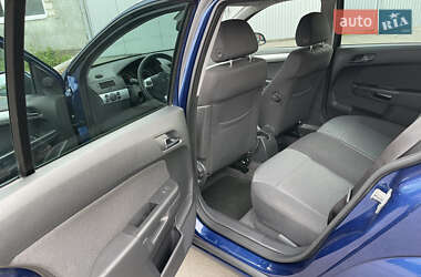 Универсал Opel Astra 2010 в 