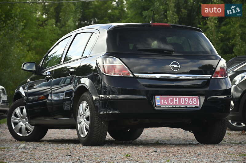 Хэтчбек Opel Astra 2009 в Бердичеве