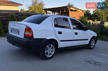Седан Opel Astra 2000 в 