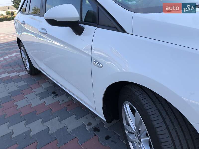 Универсал Opel Astra 2019 в Теофиполе