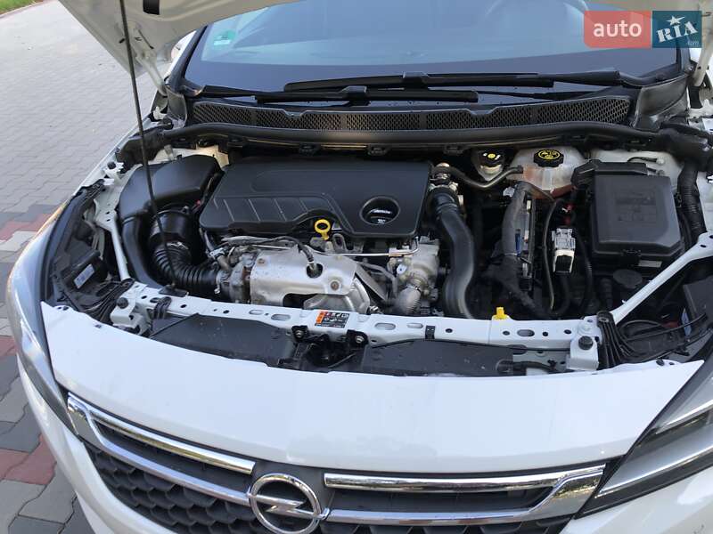 Универсал Opel Astra 2019 в Теофиполе