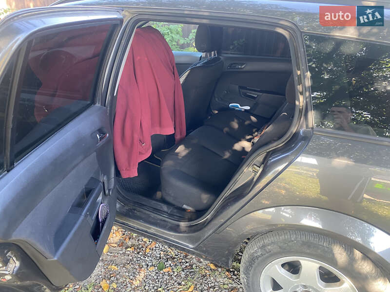 Универсал Opel Astra 2008 в Хмельницком