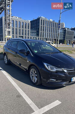 Універсал Opel Astra 2019 в Києві