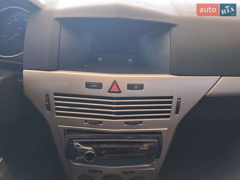 Хэтчбек Opel Astra 2008 в Николаеве