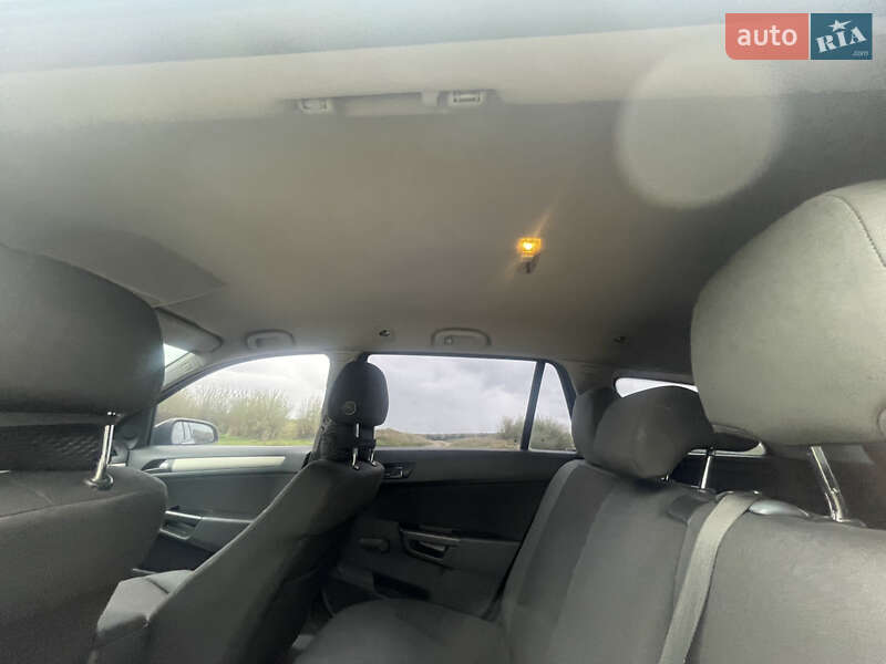 Универсал Opel Astra 2008 в Ивано-Франковске