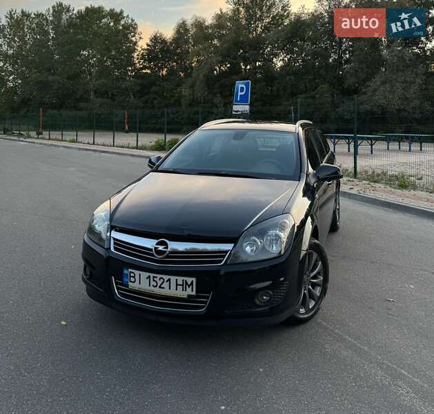 Opel Astra 2010
