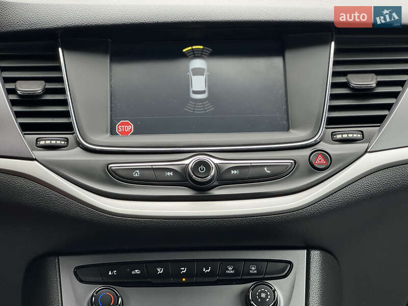 Универсал Opel Astra 2017 в Дрогобыче