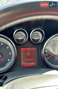 Универсал Opel Astra 2014 в 