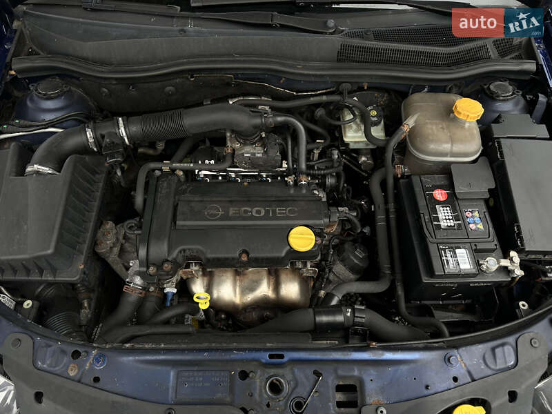 Універсал Opel Astra 2006 в Вінниці
