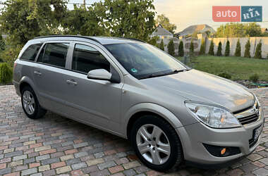 Универсал Opel Astra 2009 в 