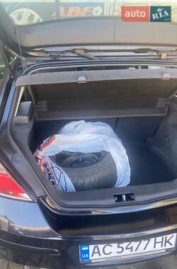 Хэтчбек Opel Astra 2009 в 