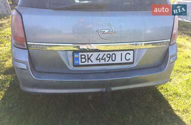 Универсал Opel Astra 2008 в 