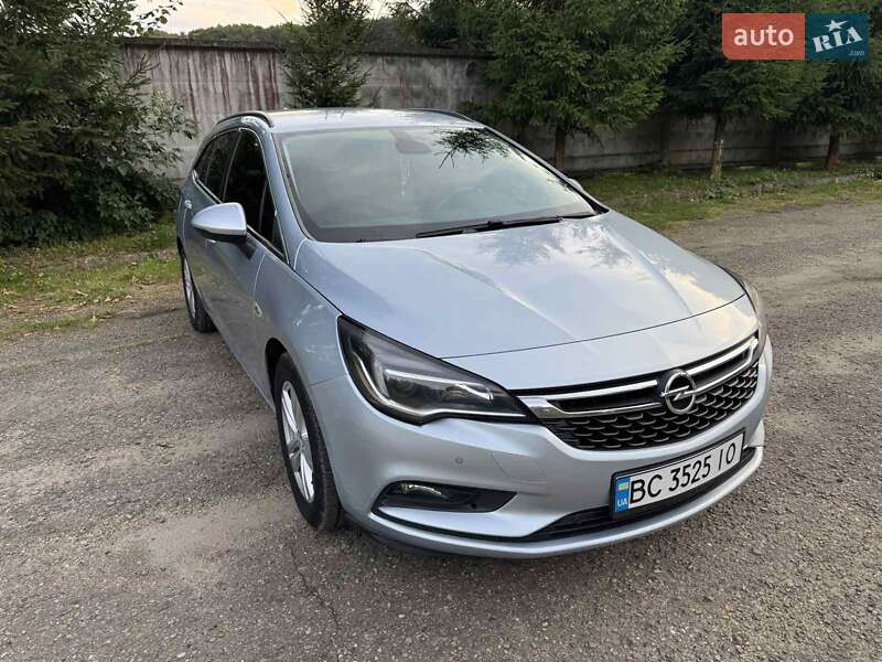 Универсал Opel Astra 2016 в Львове