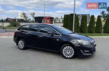 Универсал Opel Astra 2013 в 
