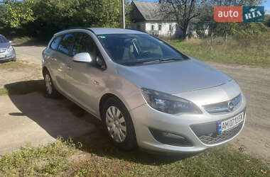 Универсал Opel Astra 2012 в Житомире