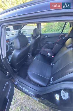 Универсал Opel Astra 2005 в 