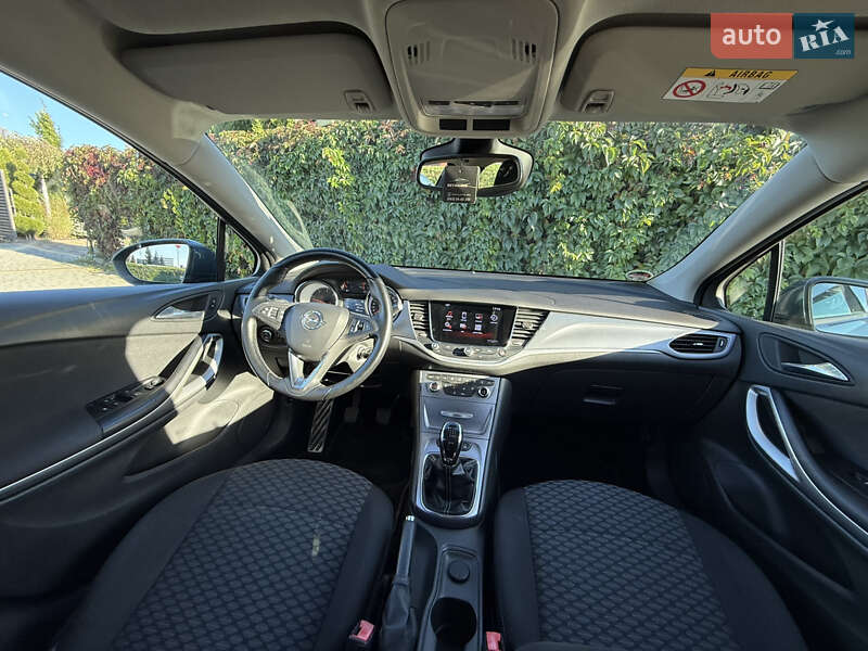 Универсал Opel Astra 2017 в Стрые