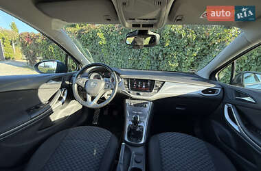 Универсал Opel Astra 2017 в 