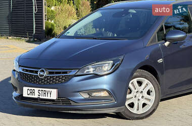 Универсал Opel Astra 2017 в 