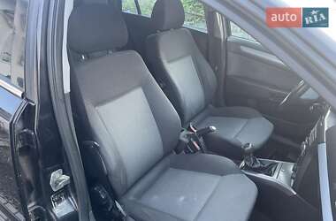 Универсал Opel Astra 2005 в 