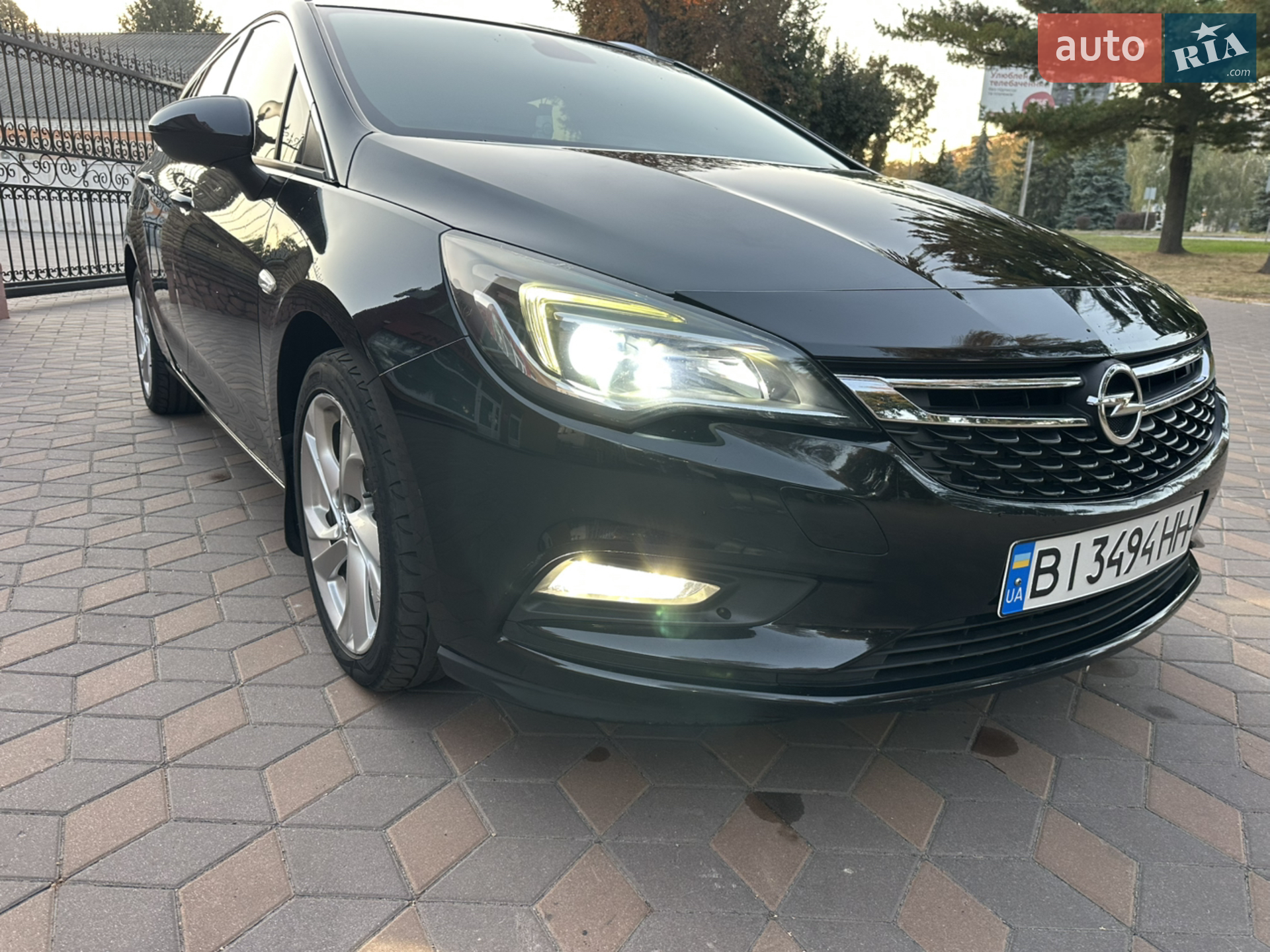 2017 Opel Astra - мініатюра 2