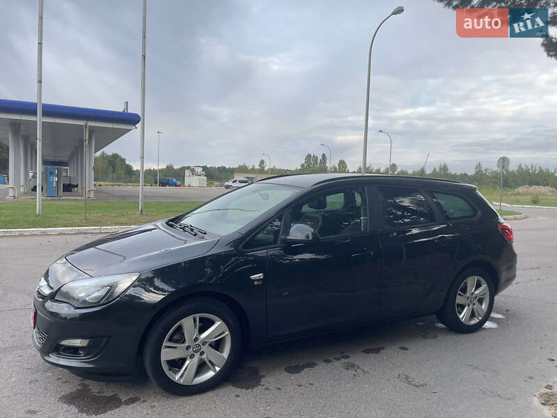 Универсал Opel Astra 2013 в Ковеле