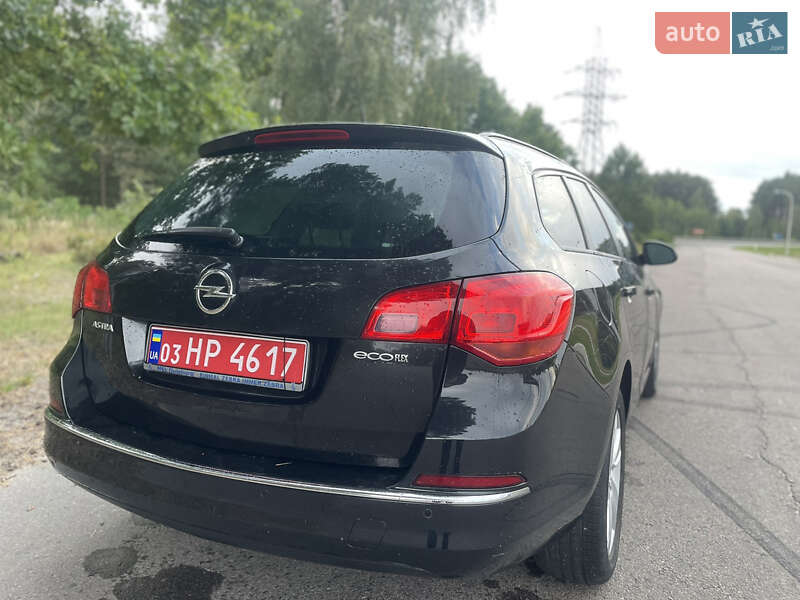 Универсал Opel Astra 2013 в Ковеле