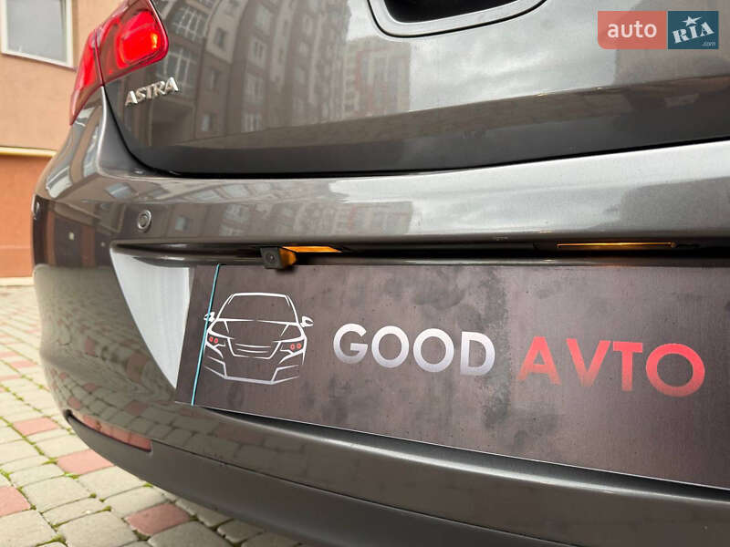 Хэтчбек Opel Astra 2010 в Ивано-Франковске