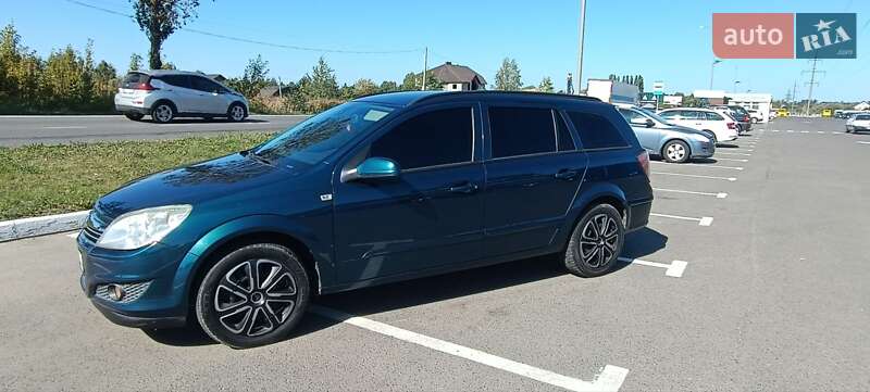 Универсал Opel Astra 2007 в Млинове