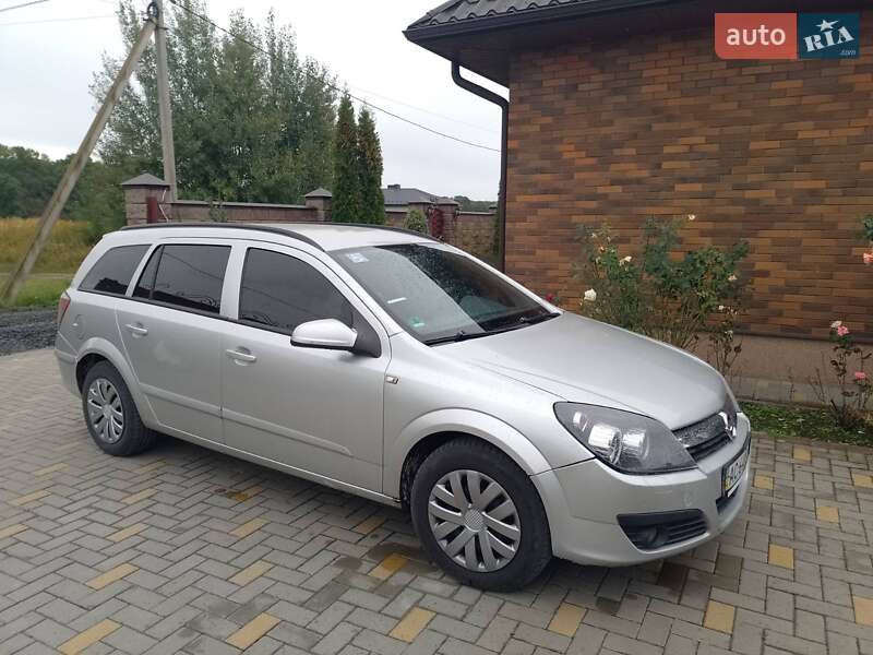Седан Opel Astra 2006 в Луцке