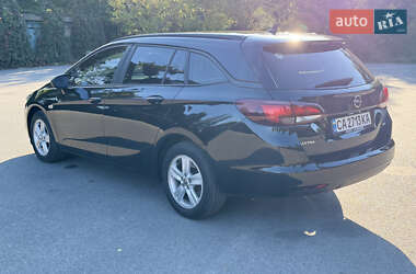 Универсал Opel Astra 2017 в 