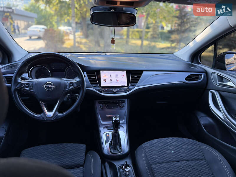 Универсал Opel Astra 2017 в Днепре