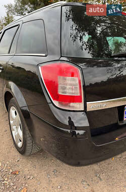 Универсал Opel Astra 2009 в 