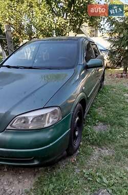 Хэтчбек Opel Astra 1999 в 