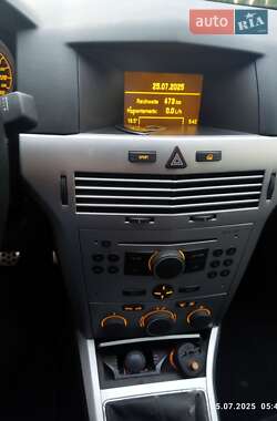 Универсал Opel Astra 2004 в 