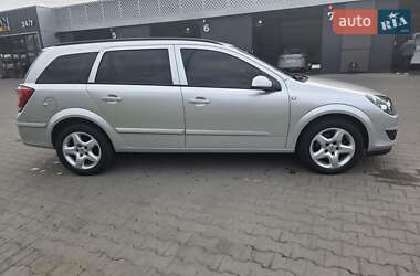 Универсал Opel Astra 2008 в 