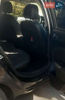 Универсал Opel Astra 2012 в 