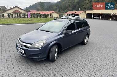 Универсал Opel Astra 2009 в Межгорье