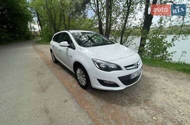 Хэтчбек Opel Astra 2013 в Львове