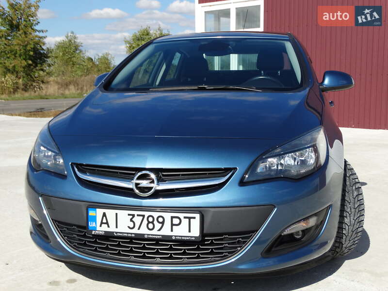 Opel Astra 2015